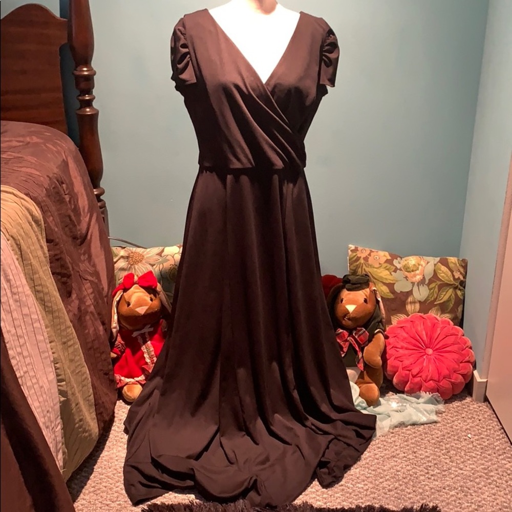 Gown Stage Accents Black size 14